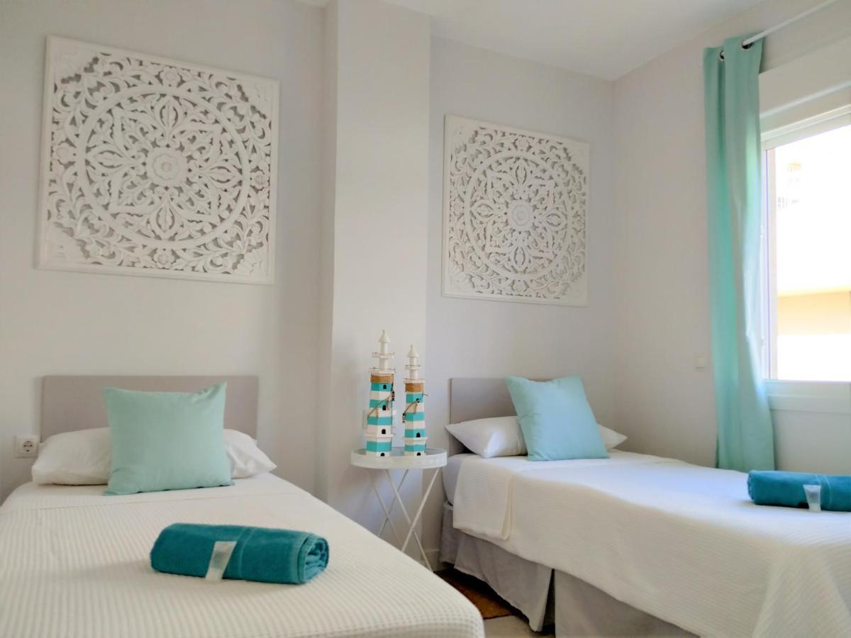 Pena Beach 3 Bedroom Duplex, Bbq, Pool, Sea Views, Benalmadena Exterior photo